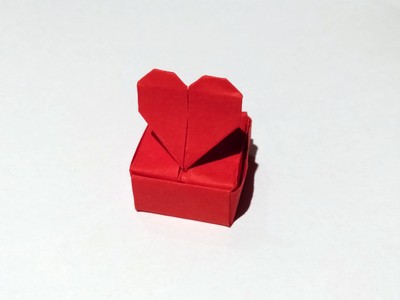 Origami Heart gift box by Martha Mitchen on giladorigami.com