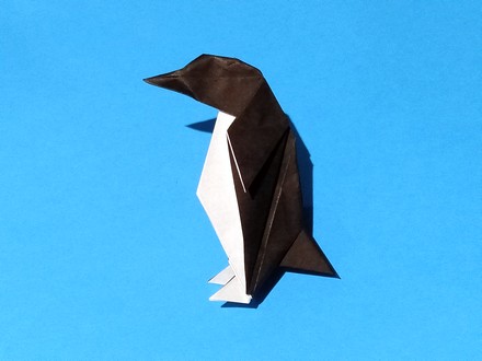 Origami Penguin by Ryo Aoki on giladorigami.com