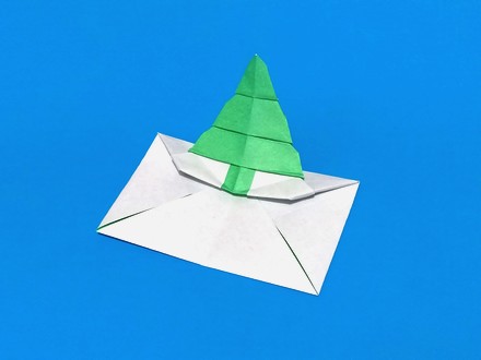Origami Pop-up christmas tree card by Sy Chen on giladorigami.com