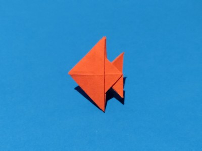 Origami Simple angelfish by John Montroll on giladorigami.com