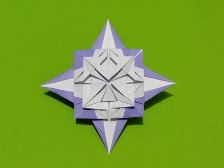 Origami Star plaque by Jessie Seto on giladorigami.com