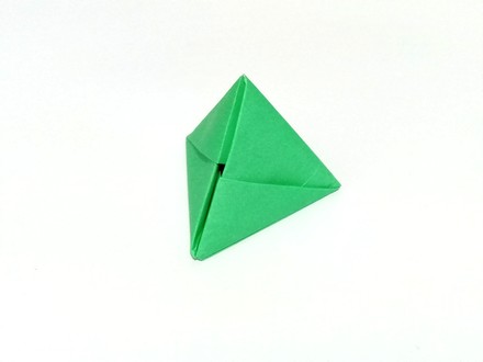 Origami Surprise tetrahedron by Carmen Sprung on giladorigami.com