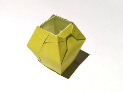 Origami Vase by Aldo Putignano on giladorigami.com
