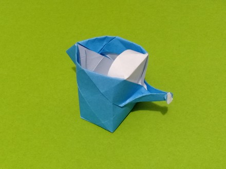 Origami Watering pot by Yoshihide Momotani on giladorigami.com