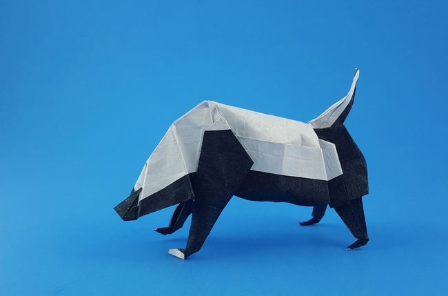 Origami Honey badger by Sy Chen folded by Gilad Aharoni