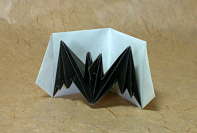 Origami Bat pop up card by Jeremy Shafer. Folded by Gilad Aharoni on giladorigami.com