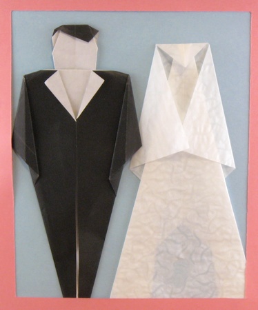 Origami Groom by Kunihiko Kasahara folded by Gilad Aharoni