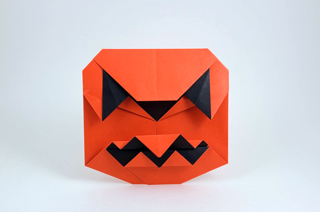 Origami Jack-o'-lantern by Wayne Brown folded by Gilad Aharoni