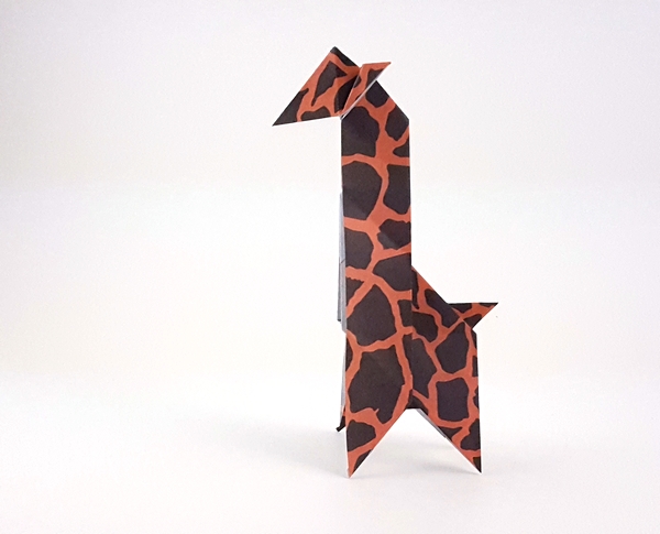 Origami Giraffe by Fumiaki Kawahata folded by Gilad Aharoni