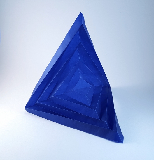Origami Parabola by Luisa Canovi folded by Gilad Aharoni