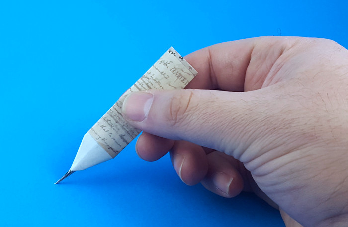 Origami Pencil by Takenao Handa folded by Gilad Aharoni