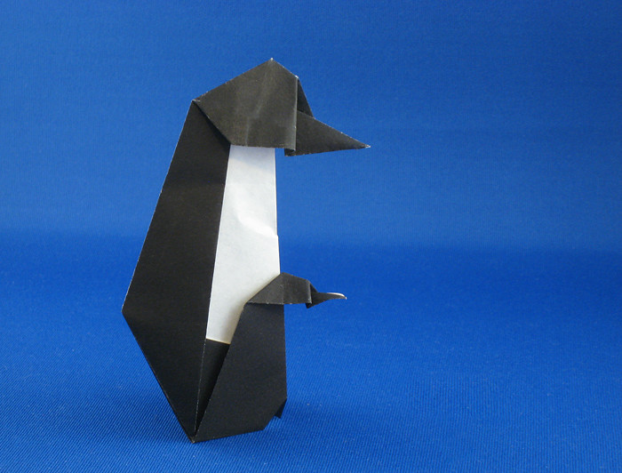 Origami Penguin mother and baby by Nick Robinson folded by Gilad Aharoni