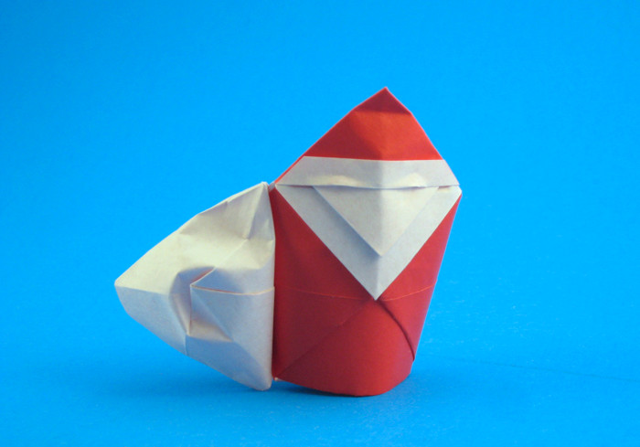 Origami Santa Claus by Hoang Tien Quyet folded by Gilad Aharoni
