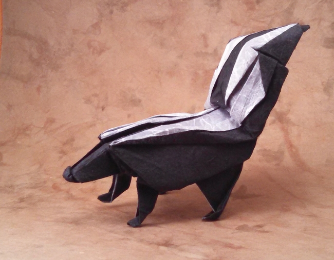 Origami Skunk by David Llanque folded by Gilad Aharoni