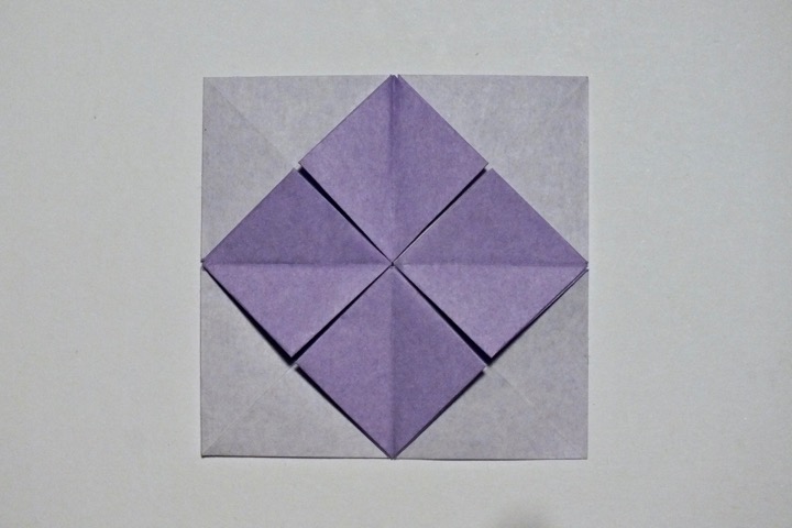 Origami Front and back hydrangea by Fujimoto Shuzo on giladorigami.com