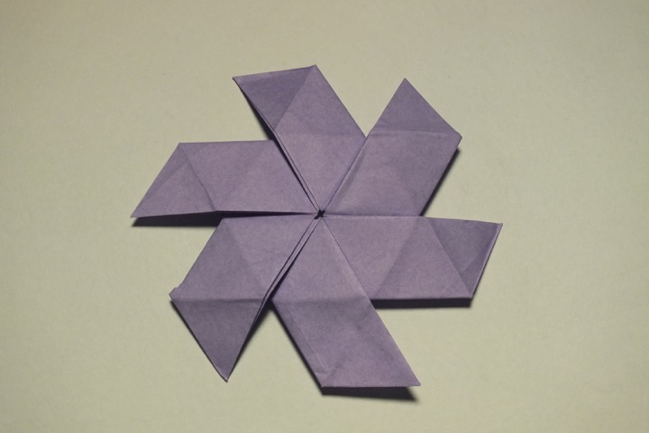 Origami Six-pointed asterisk by John Montroll on giladorigami.com