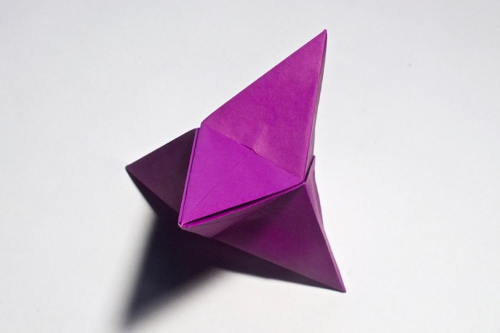 Origami Tall stellated tetrahedron by Russell Cashdollar on giladorigami.com