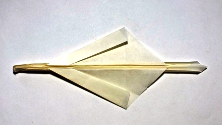 Origami Catapult dart by John Smith on giladorigami.com