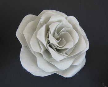 Origami Miura-Ken beauty rose by Robert J. Lang on giladorigami.com