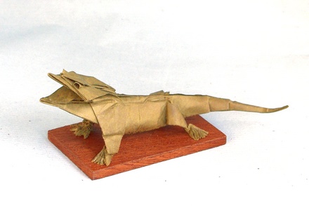 Origami Lizard by Andrey Ermakov on giladorigami.com