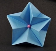 Origami 3D star by Rachel Katz on giladorigami.com