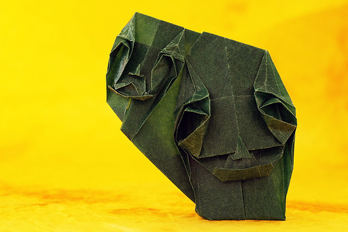 Origami Two faces by Kawai Toyoaki on giladorigami.com