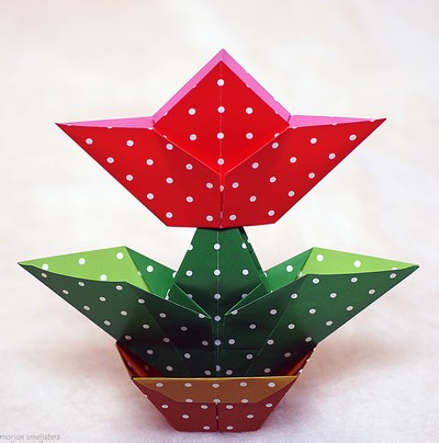 Origami Flower - potted by Ogura Takako on giladorigami.com