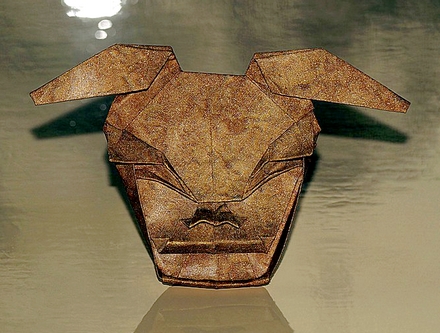 Origami Lion mask by Akira Yoshizawa on giladorigami.com