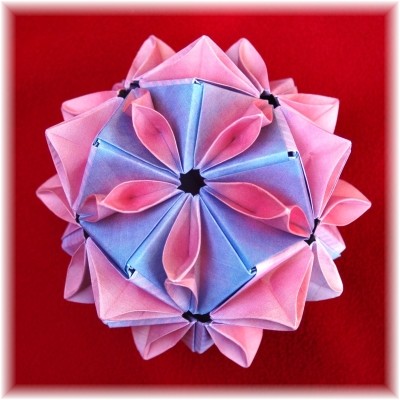 Origami Zinnia by Meenakshi Mukerji on giladorigami.com