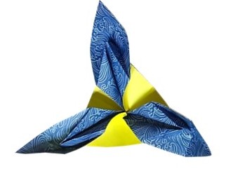 Origami 3 petal flower by Yossi Nir on giladorigami.com