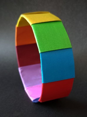 Origami Bracelet by Yossi Nir on giladorigami.com