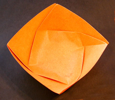 Origami Dish 5 by Nick Robinson on giladorigami.com
