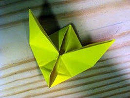 Origami Camera by Traditional on giladorigami.com