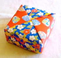 Origami Box by Tomoko Fuse on giladorigami.com