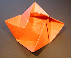 Origami Rose bowl by Nick Robinson on giladorigami.com