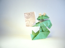 Origami Grumpy frog by Oriol Esteve on giladorigami.com
