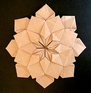 Origami Rose decoration by Vicente Palacios on giladorigami.com