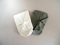 Origami Tragedy mask by Jeremy Shafer on giladorigami.com