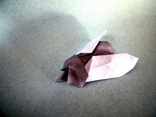 Origami Fly by Yamada Katsuhisa on giladorigami.com
