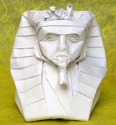 Origami Tutankhamen mask by Victoria Serova on giladorigami.com