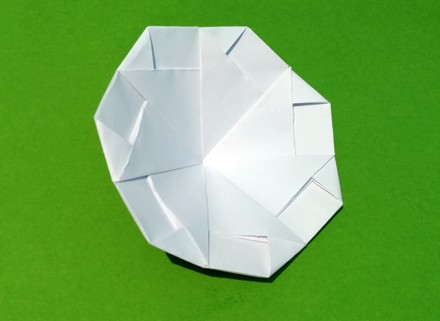 Origami Spinning top by Josef Sova on giladorigami.com