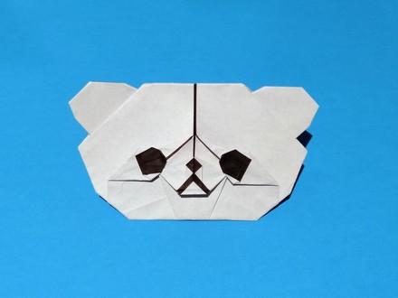 Origami Bear cub mask by Kashiwamura Takuro on giladorigami.com