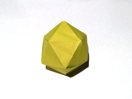 Origami Regular icosahedron by Fumiaki Kawahata on giladorigami.com