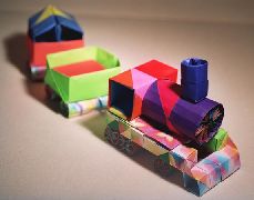 Origami Train and rail by Toshikazu Kawasaki on giladorigami.com