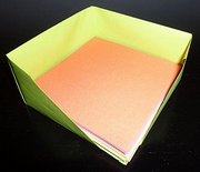 Origami Memo paper holder by Humiaki Huzita on giladorigami.com